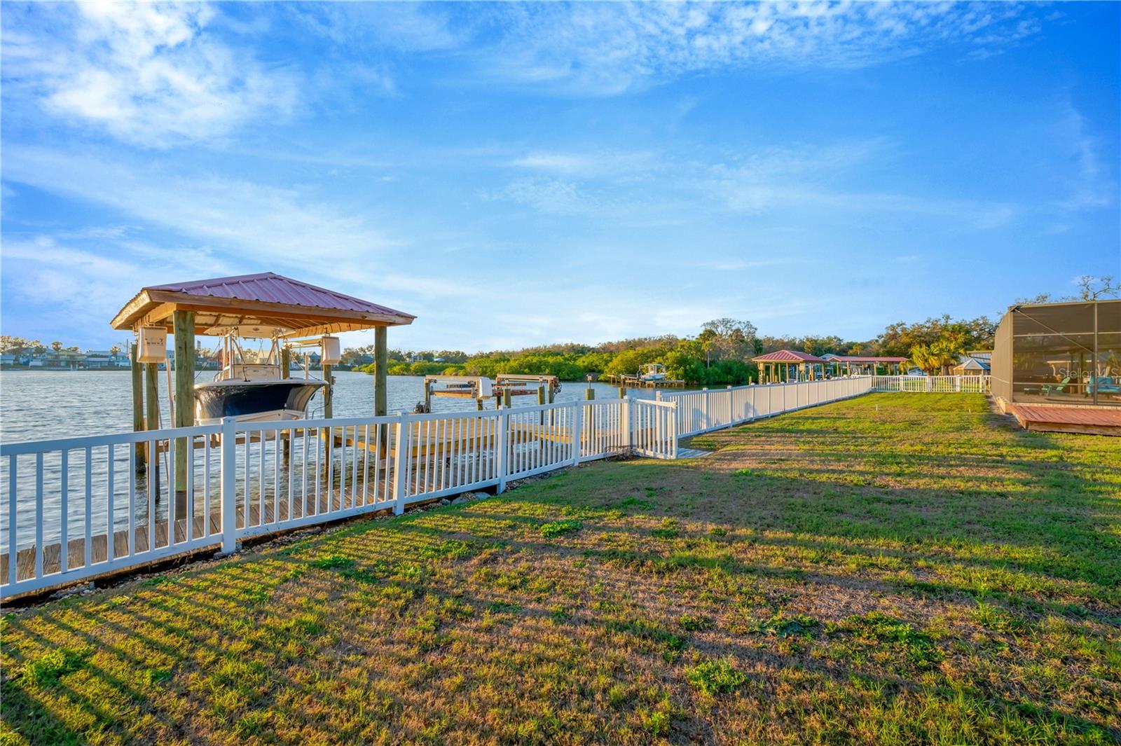 8841 W MILLPOINT RD, RIVERVIEW, FL, 33578