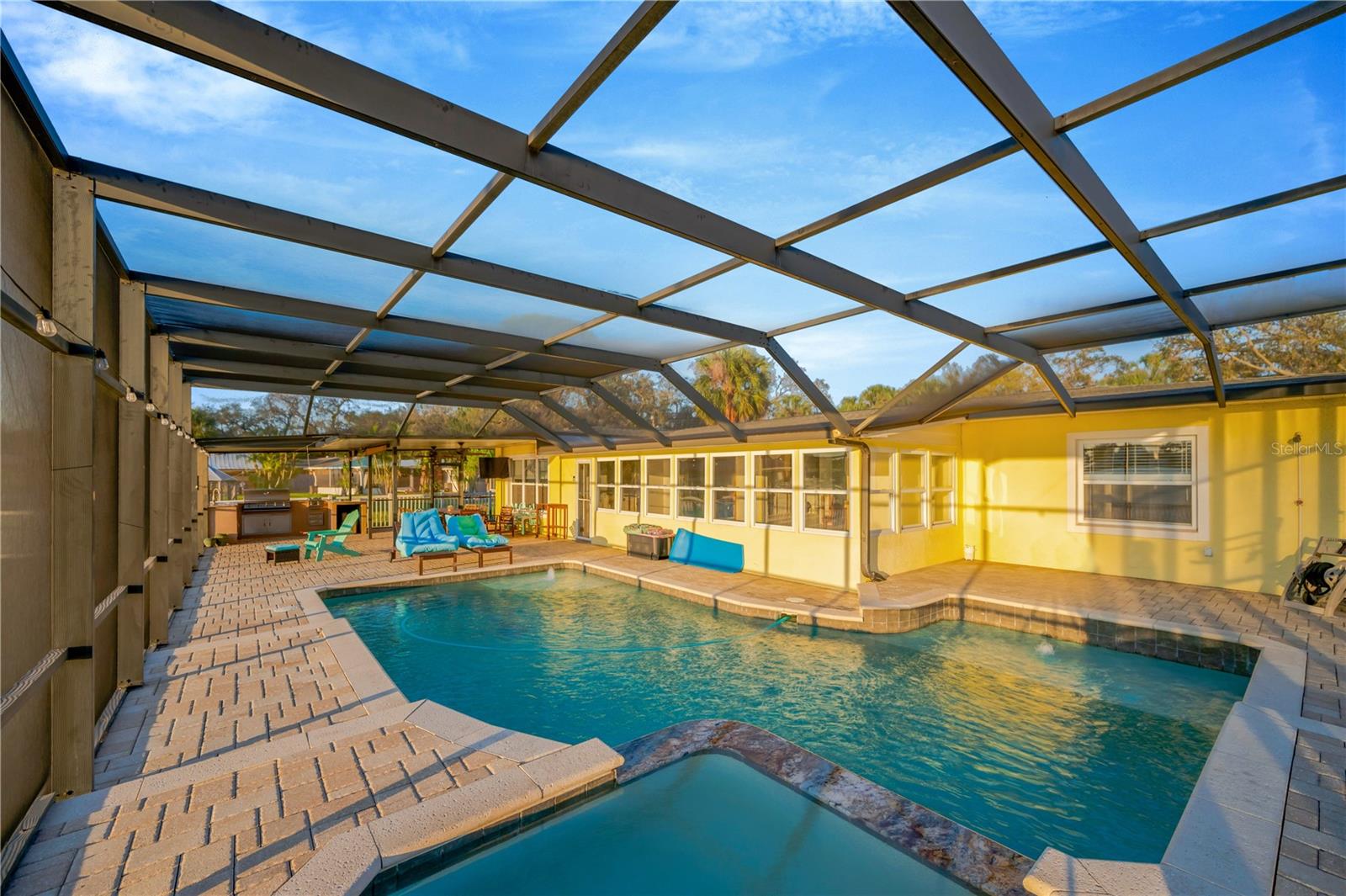 8841 W MILLPOINT RD, RIVERVIEW, FL, 33578