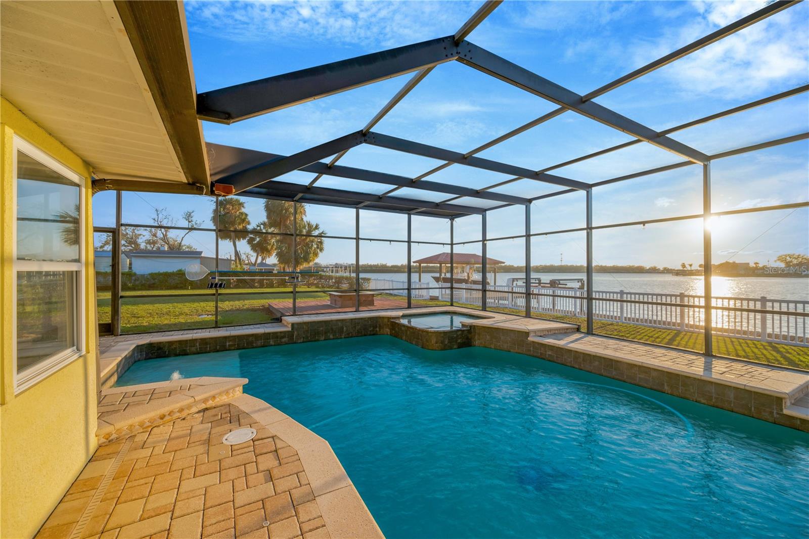 8841 W MILLPOINT RD, RIVERVIEW, FL, 33578