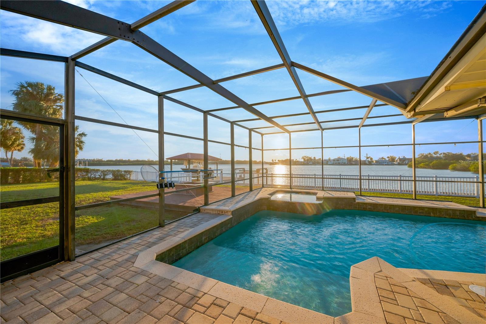 8841 W MILLPOINT RD, RIVERVIEW, FL, 33578