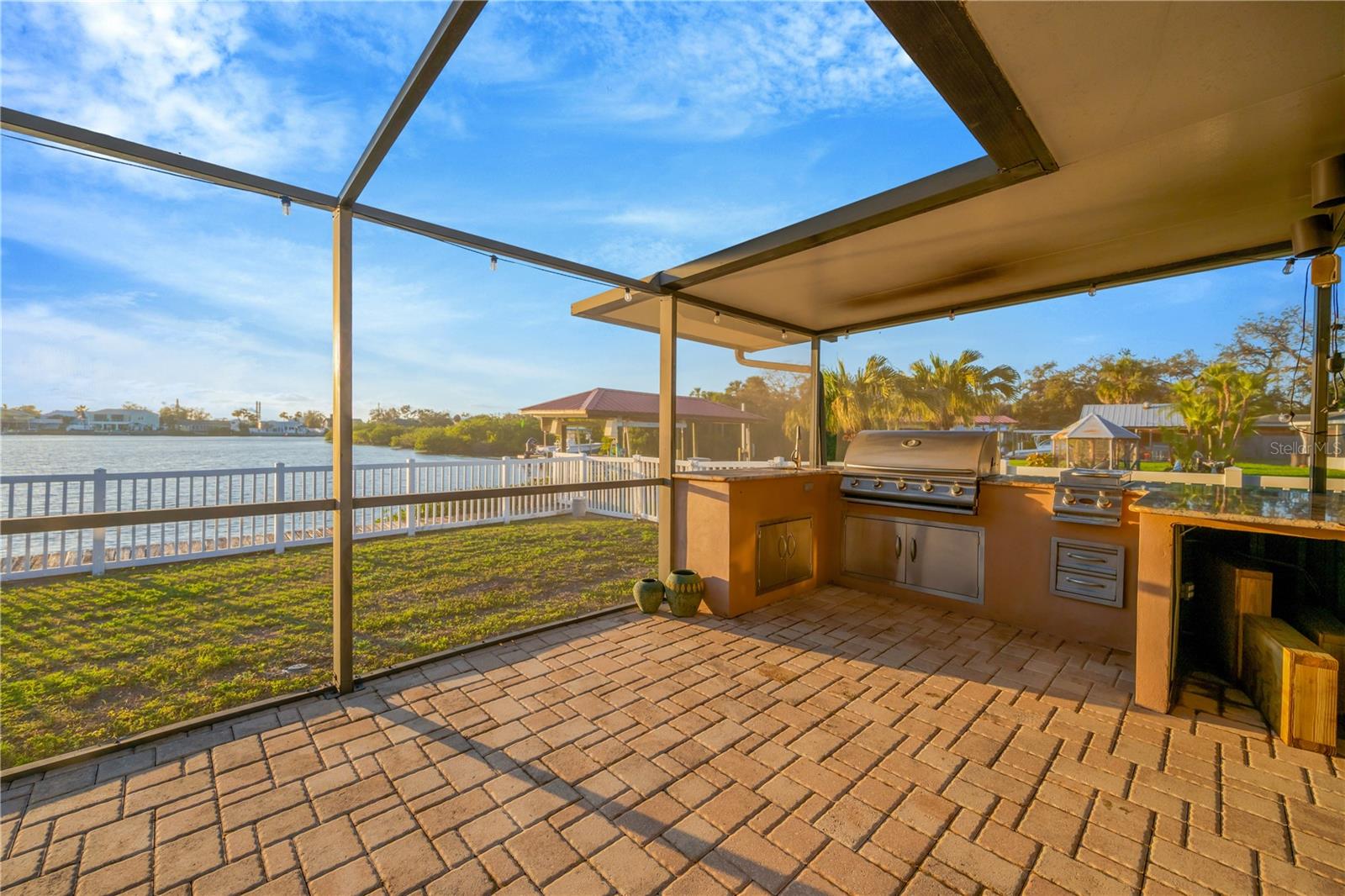 8841 W MILLPOINT RD, RIVERVIEW, FL, 33578