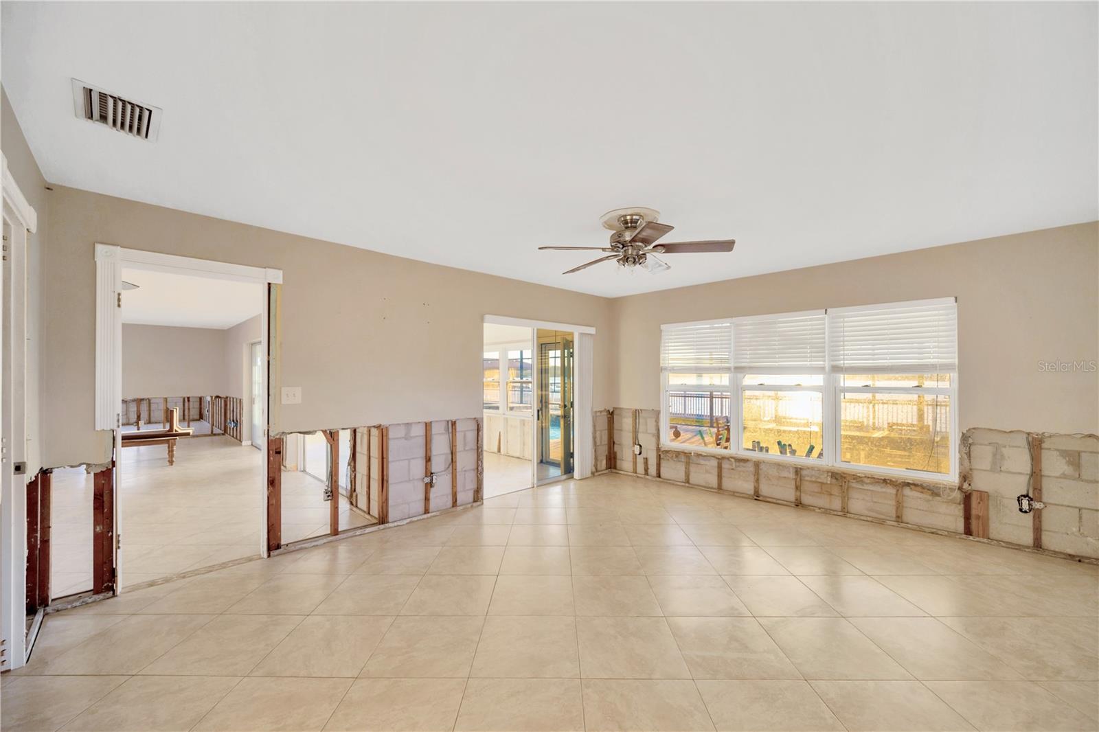 8841 W MILLPOINT RD, RIVERVIEW, FL, 33578