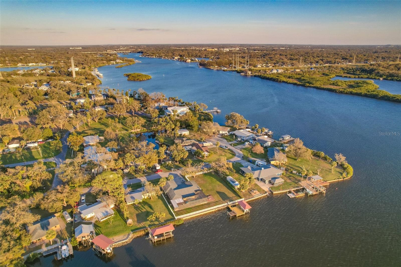 8841 W MILLPOINT RD, RIVERVIEW, FL, 33578
