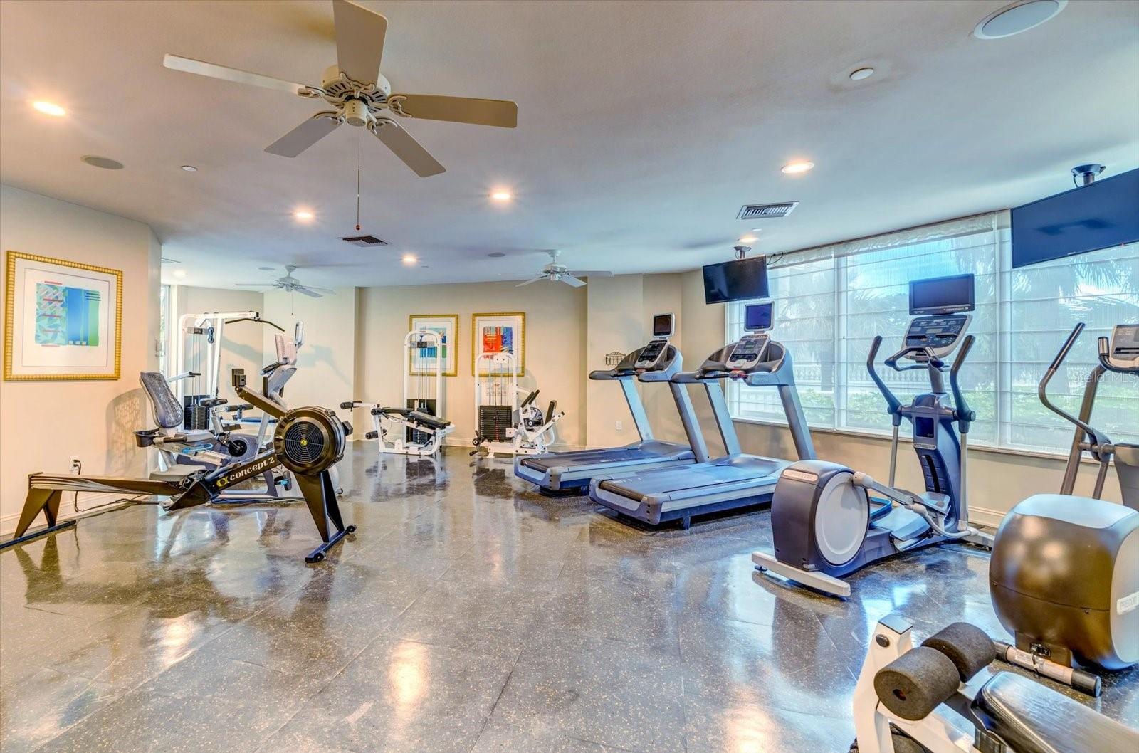 1200 GULF BLVD #906, CLEARWATER BEACH, FL, 33767