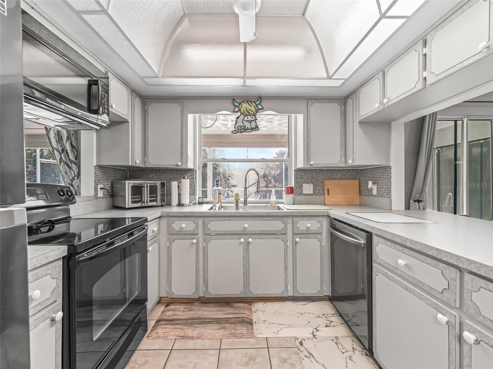 4035 S GATE POINT, HOMOSASSA, FL, 34446