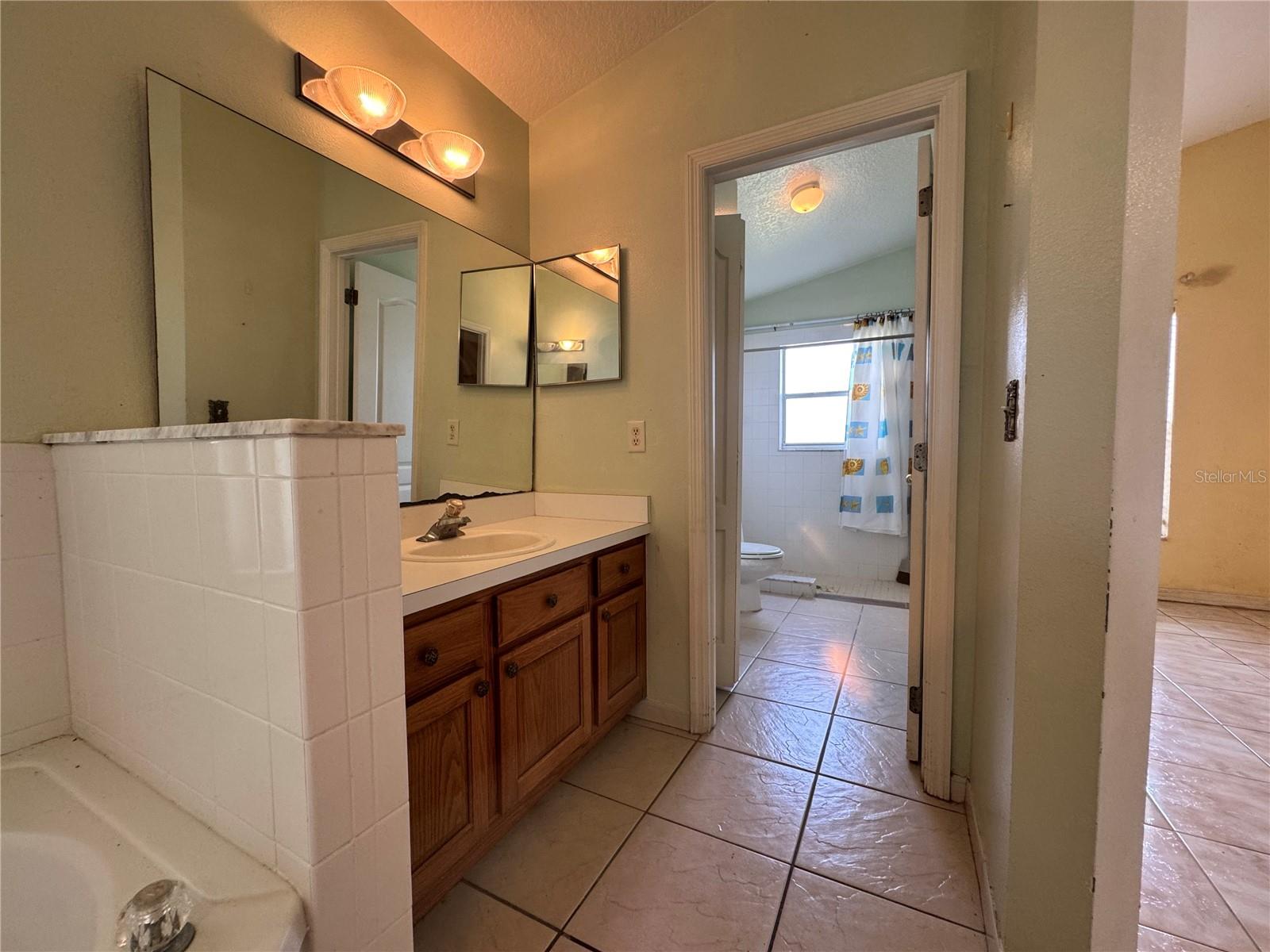 235 TUSCANY POINTE AVE, ORLANDO, FL, 32807