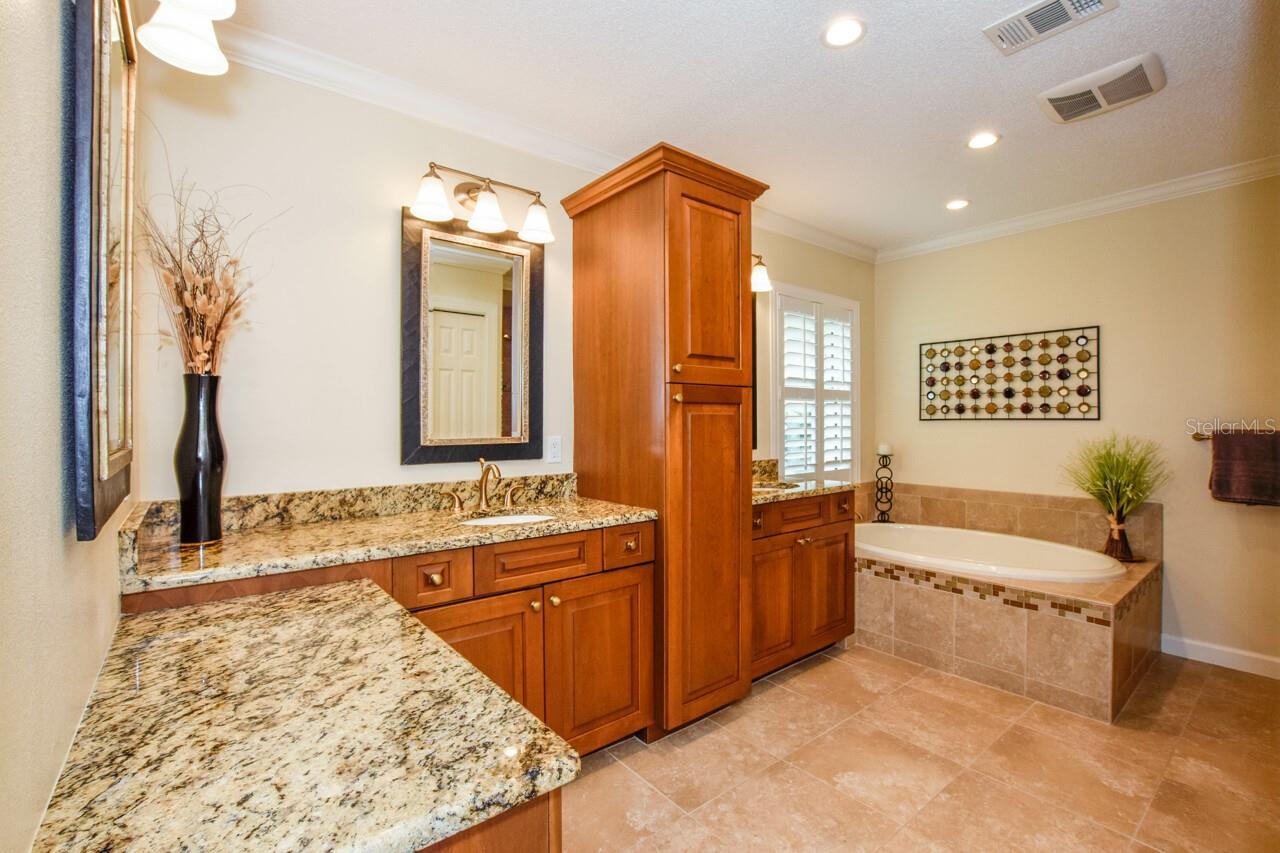 557 WARWICK CT, VENICE, FL, 34293
