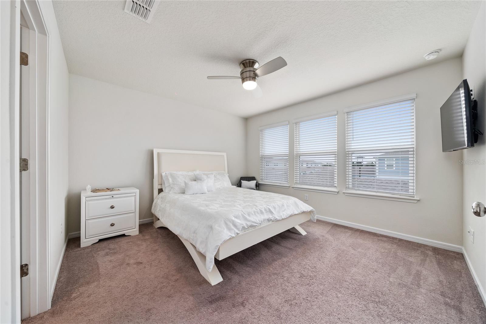 10414 FOLLY BEACH RD, ORLANDO, FL, 32827