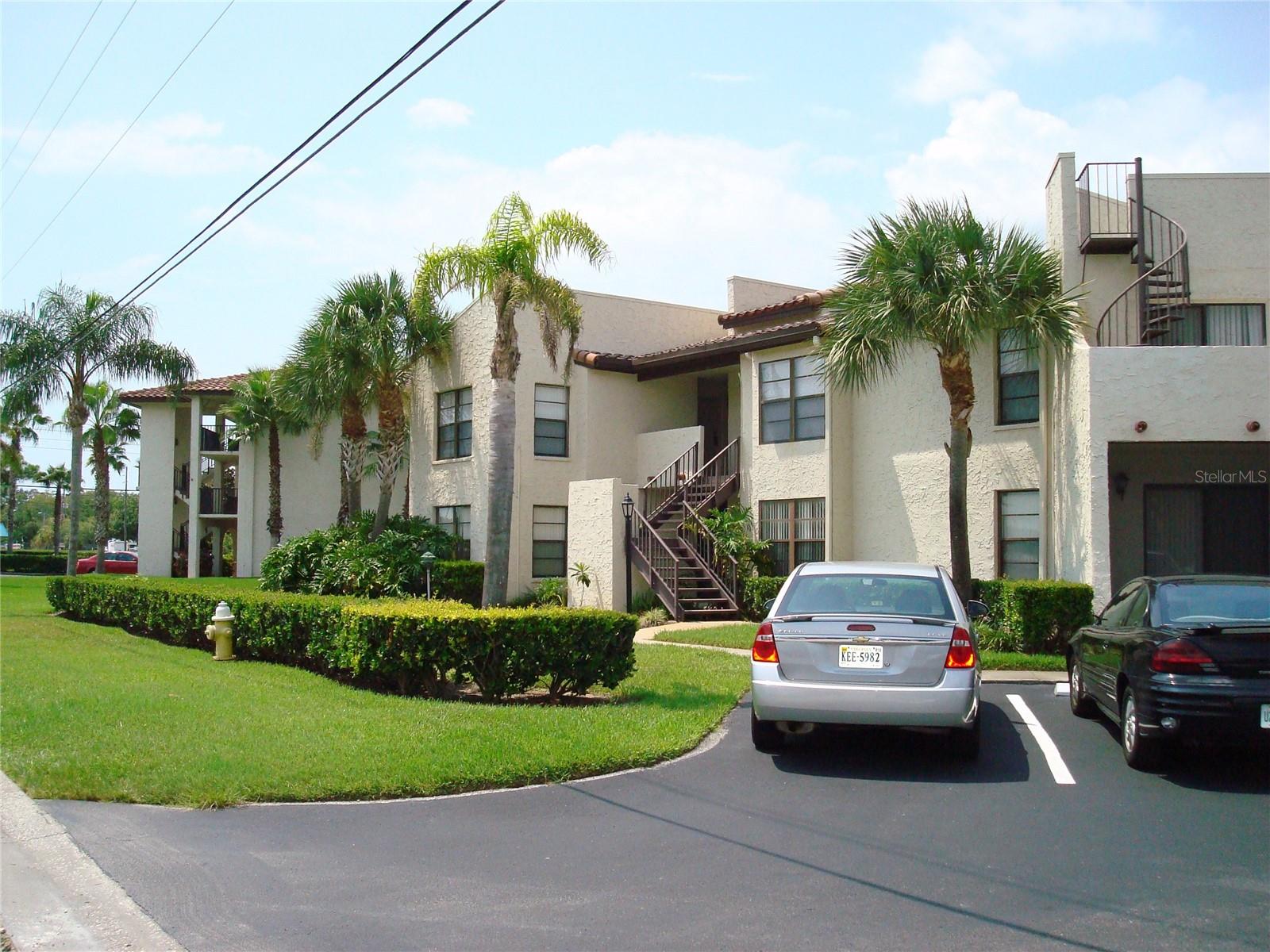 2571 CYPRUS DR #1-202, PALM HARBOR, FL, 34684