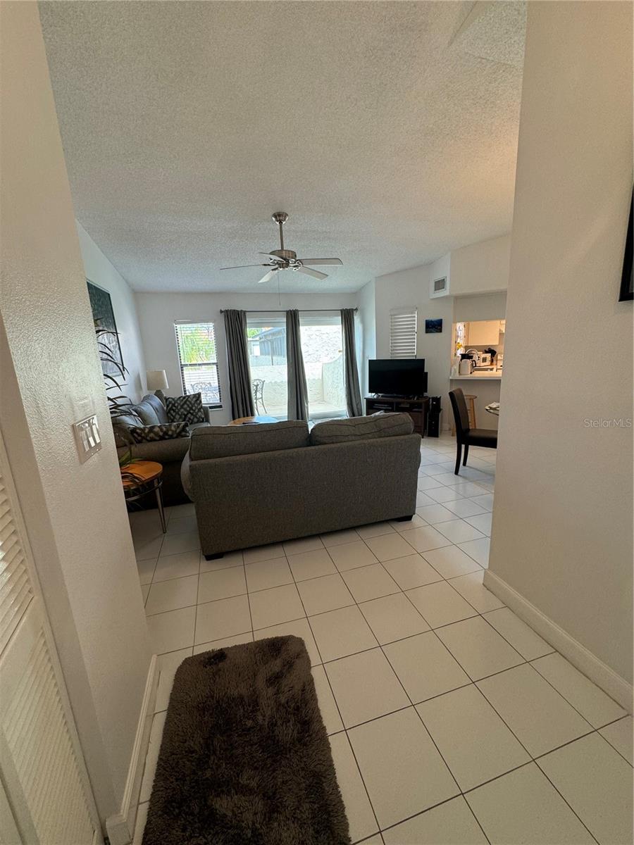 2571 CYPRUS DR #1-202, PALM HARBOR, FL, 34684