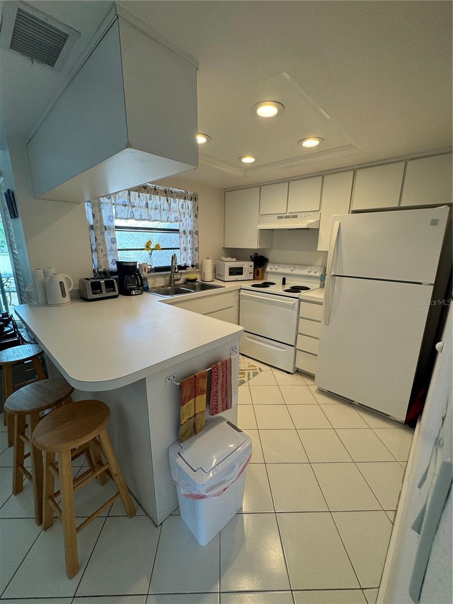 2571 CYPRUS DR #1-202, PALM HARBOR, FL, 34684