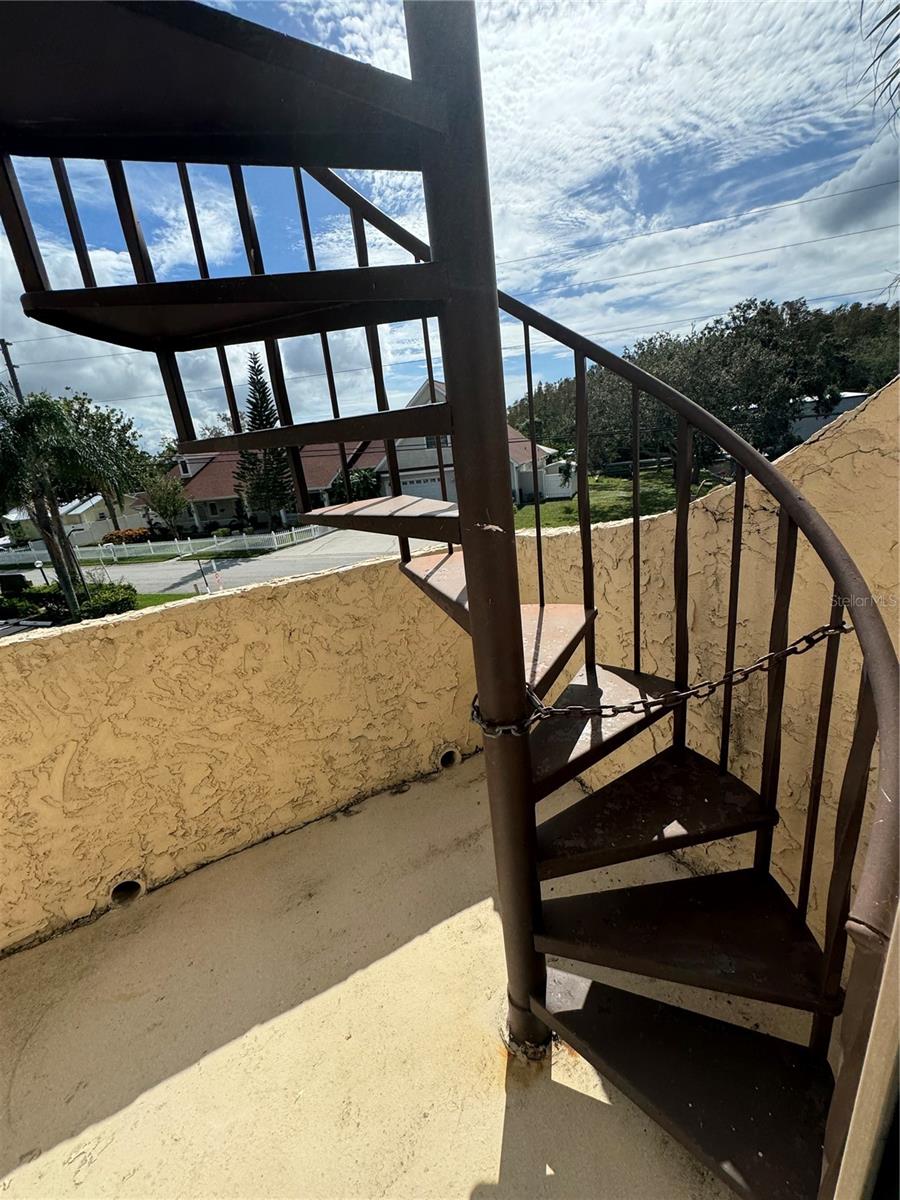 2571 CYPRUS DR #1-202, PALM HARBOR, FL, 34684