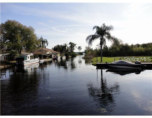 2571 CYPRUS DR #1-202, PALM HARBOR, FL, 34684