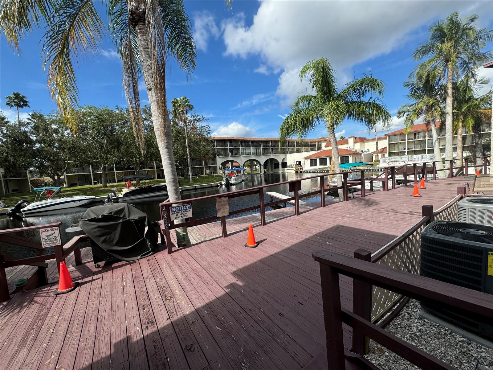 2571 CYPRUS DR #1-202, PALM HARBOR, FL, 34684