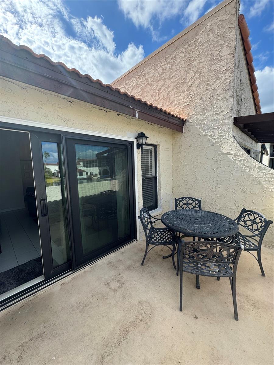 2571 CYPRUS DR #1-202, PALM HARBOR, FL, 34684