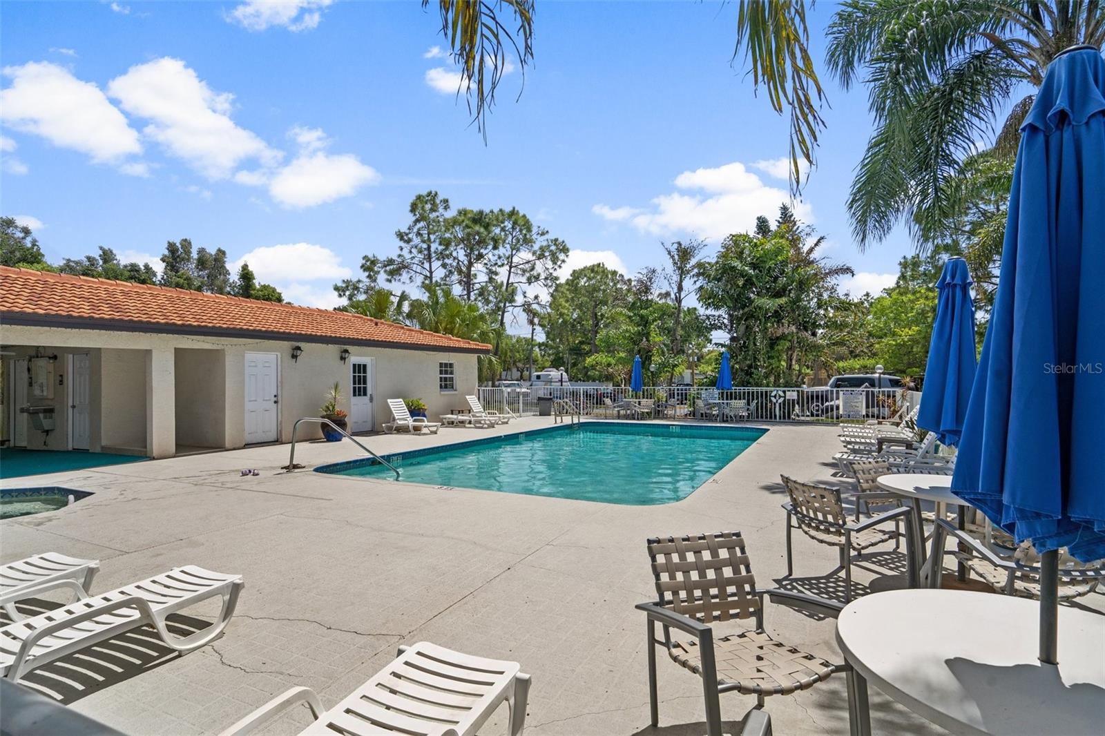 2571 CYPRUS DR #1-202, PALM HARBOR, FL, 34684