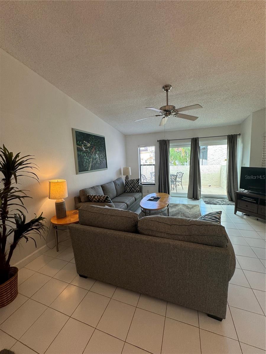 2571 CYPRUS DR #1-202, PALM HARBOR, FL, 34684