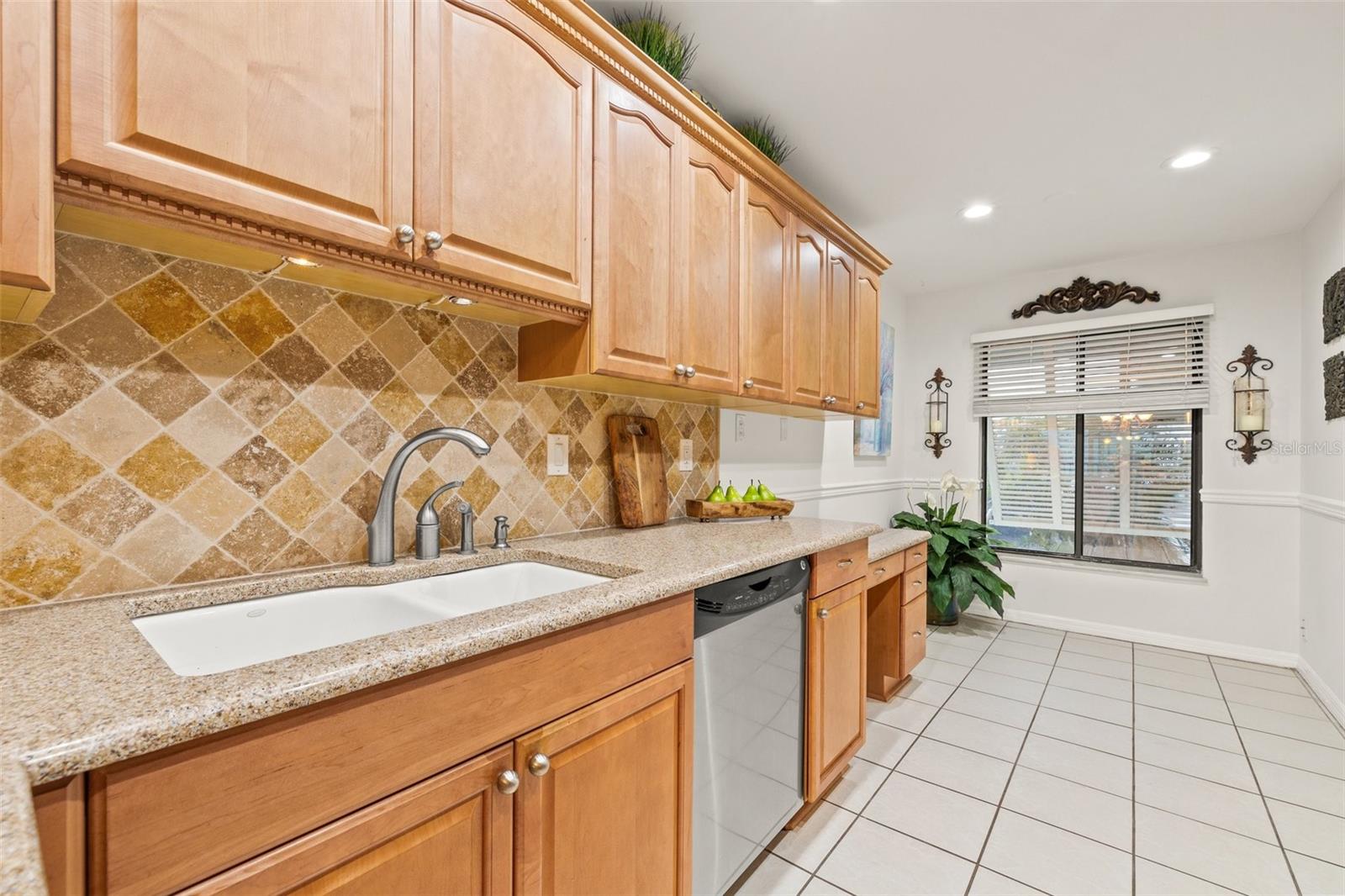 7310 SUNSHINE SKYWAY LN S #219, ST PETERSBURG, FL, 33711