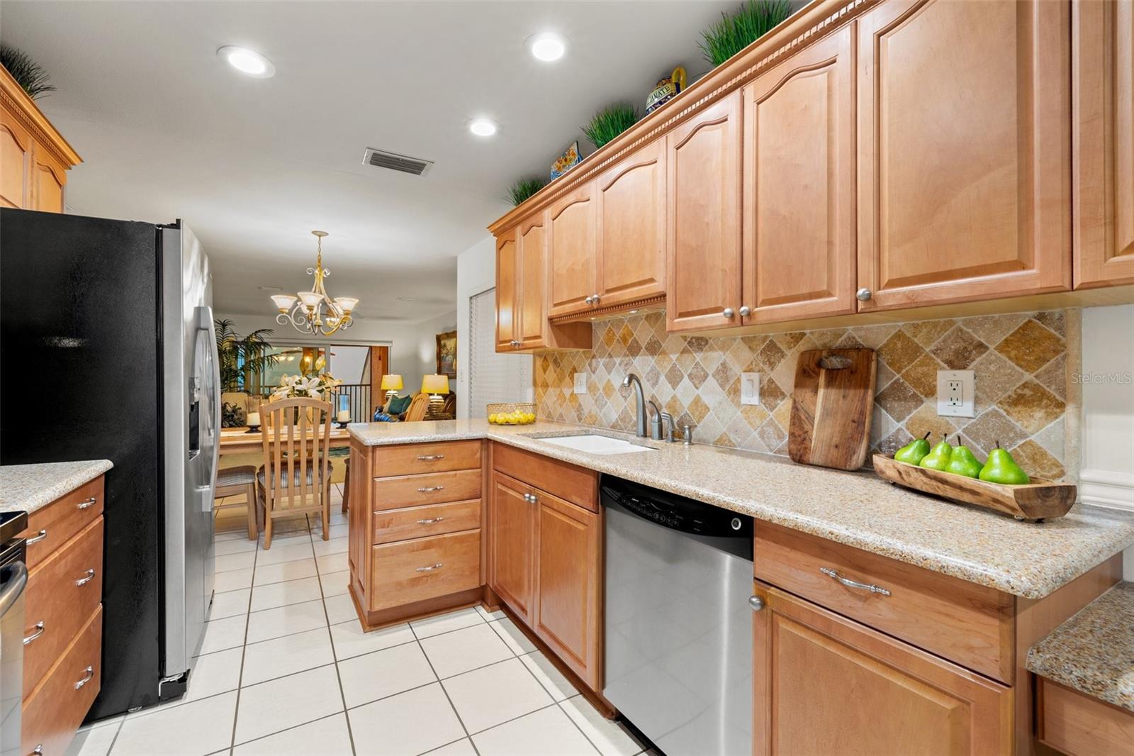 7310 SUNSHINE SKYWAY LN S #219, ST PETERSBURG, FL, 33711