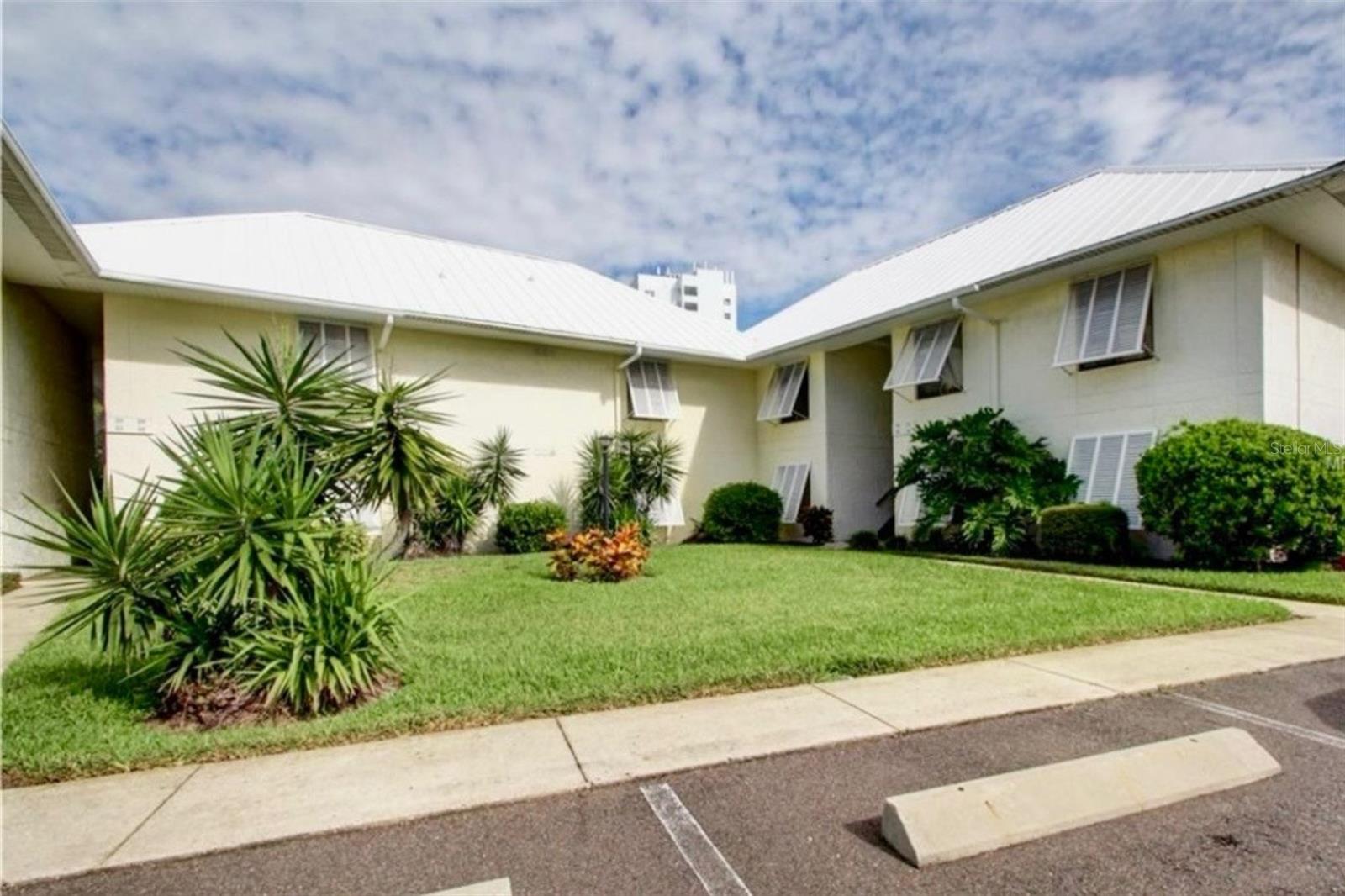 7310 SUNSHINE SKYWAY LN S #219, ST PETERSBURG, FL, 33711
