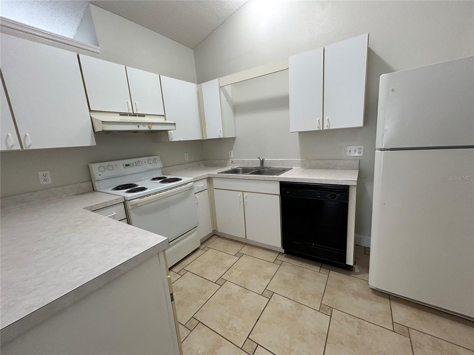 8306 GOLDEN CHICKASAW CIR, ORLANDO, FL, 32825