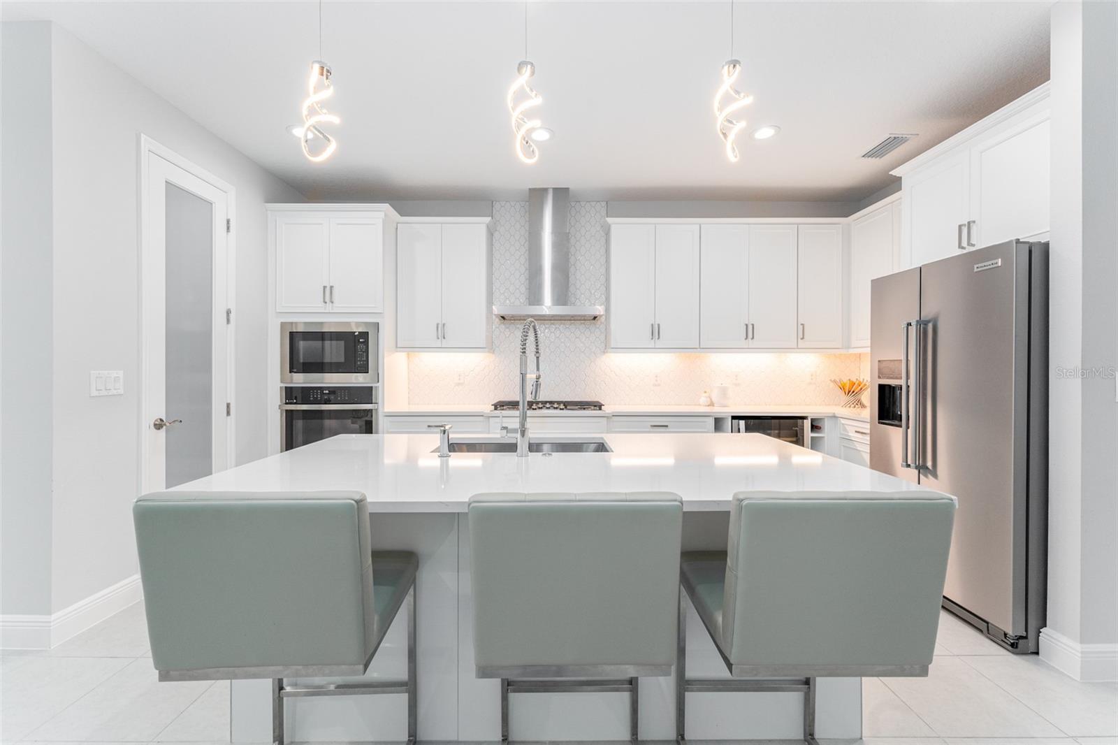 6202 HIDDEN BRANCH DR, APOLLO BEACH, FL, 33572