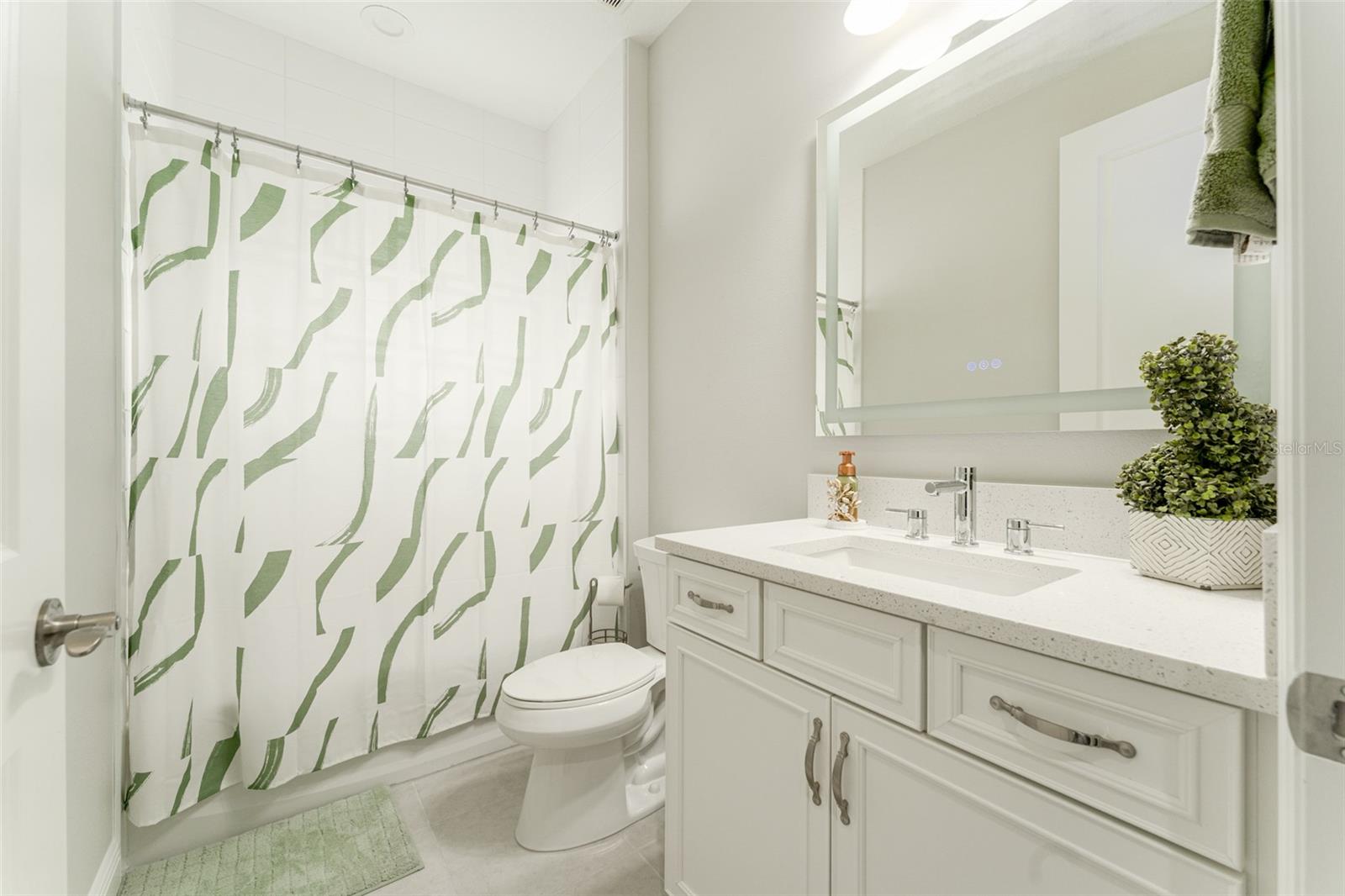 6202 HIDDEN BRANCH DR, APOLLO BEACH, FL, 33572