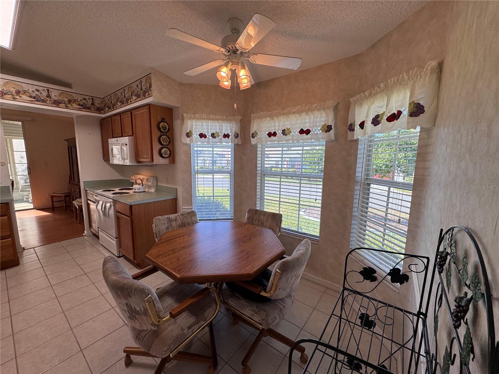 25124 TWELVE OAKS RD, LEESBURG, FL, 34748