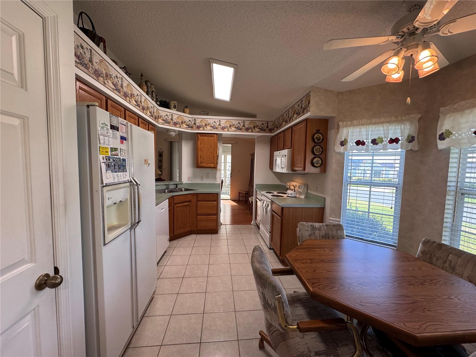 25124 TWELVE OAKS RD, LEESBURG, FL, 34748