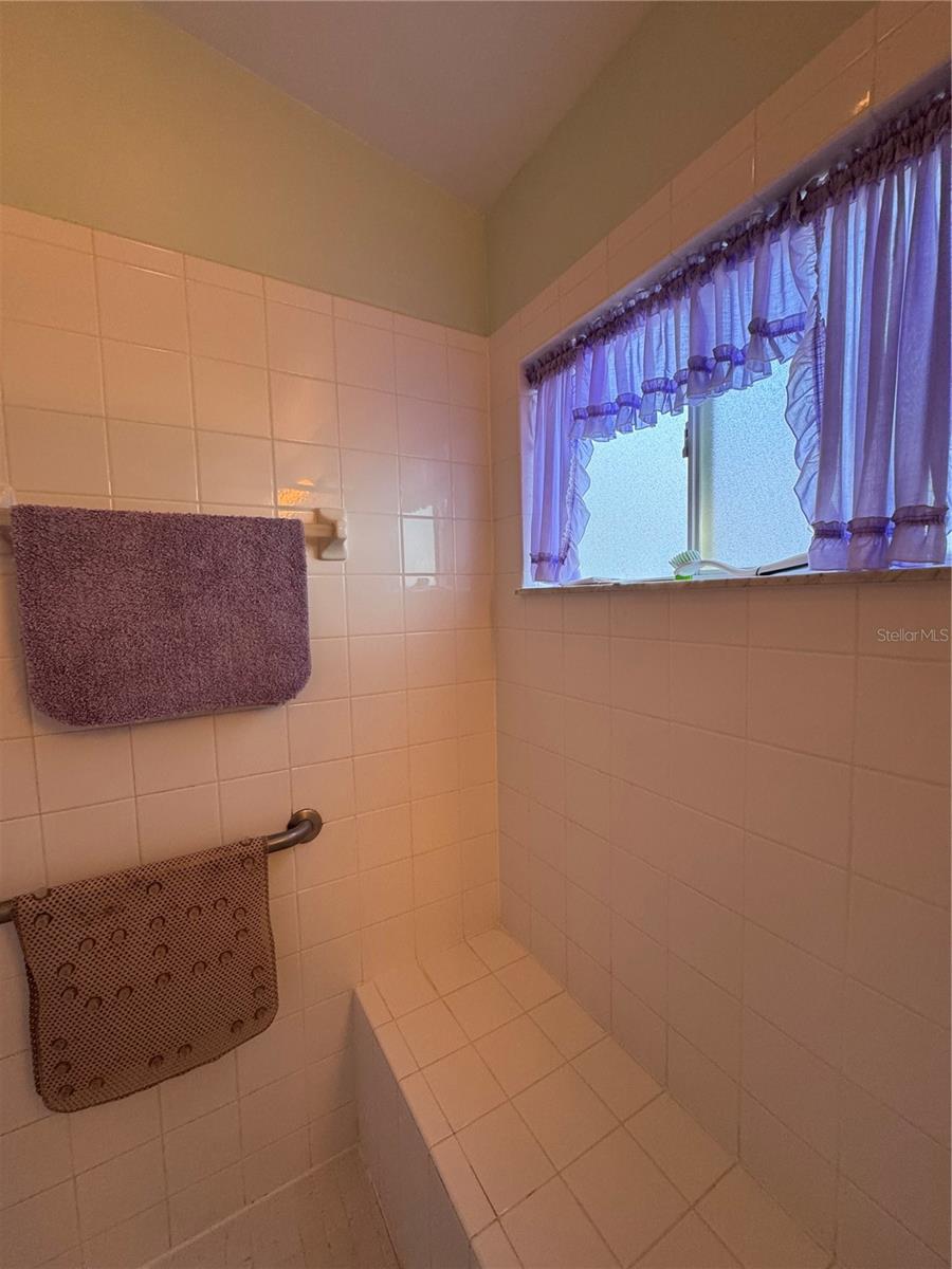 25124 TWELVE OAKS RD, LEESBURG, FL, 34748