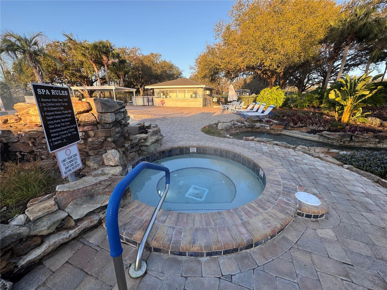 25124 TWELVE OAKS RD, LEESBURG, FL, 34748