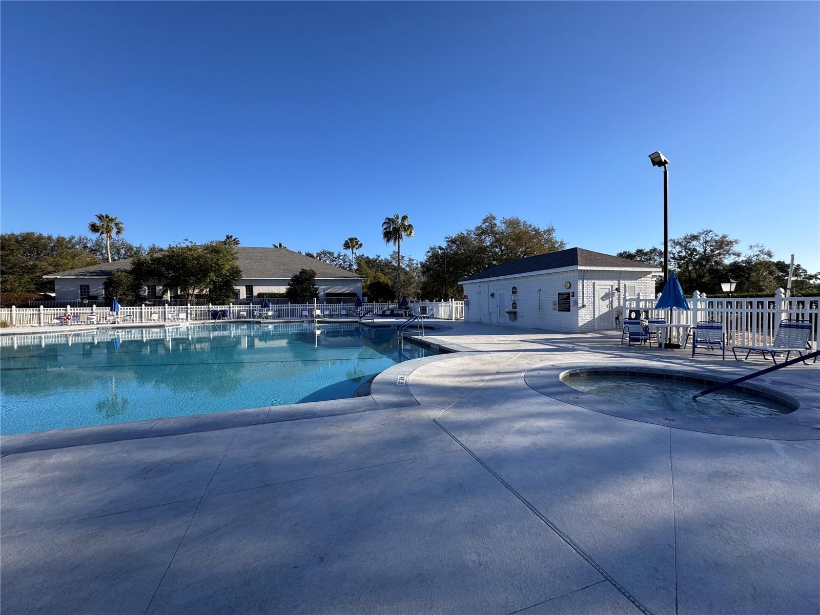 25124 TWELVE OAKS RD, LEESBURG, FL, 34748