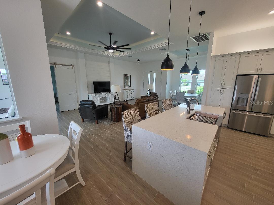 418 ROTONDA CIR, ROTONDA WEST, FL, 33947