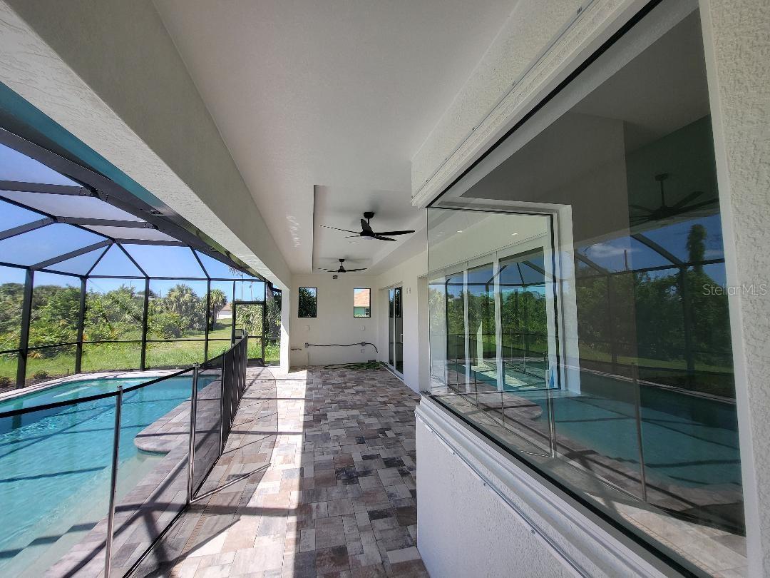 418 ROTONDA CIR, ROTONDA WEST, FL, 33947