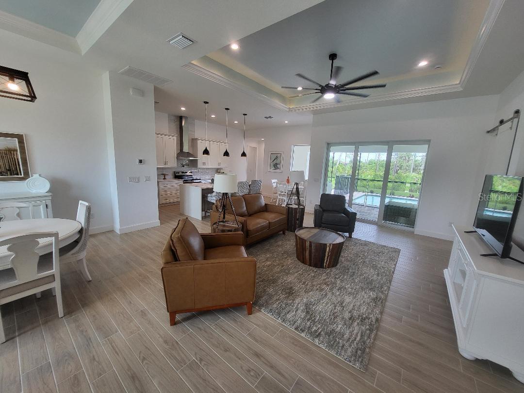 418 ROTONDA CIR, ROTONDA WEST, FL, 33947