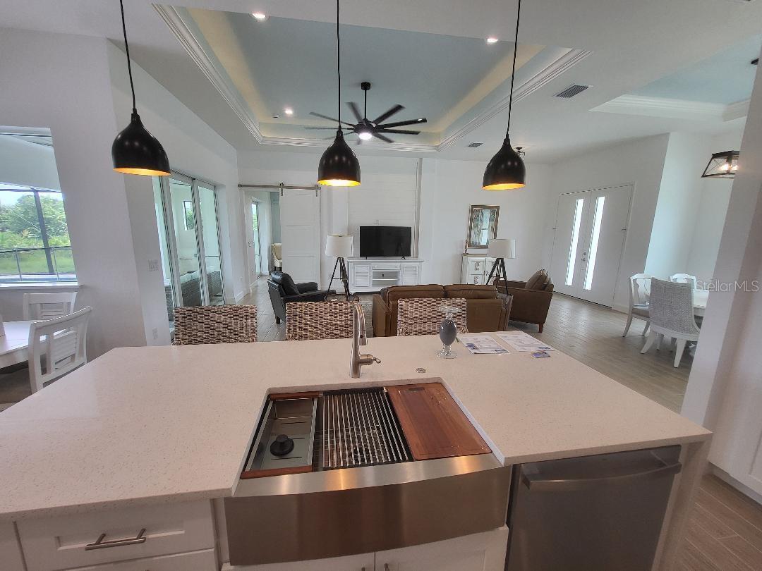 418 ROTONDA CIR, ROTONDA WEST, FL, 33947