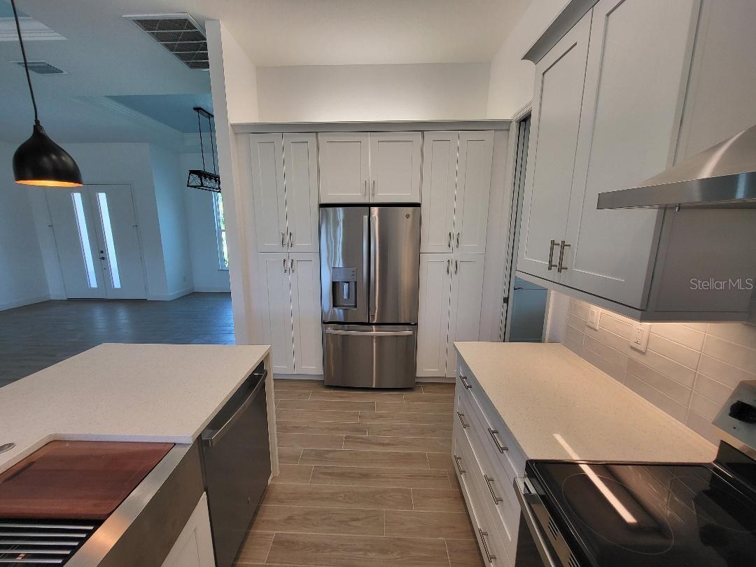 418 ROTONDA CIR, ROTONDA WEST, FL, 33947