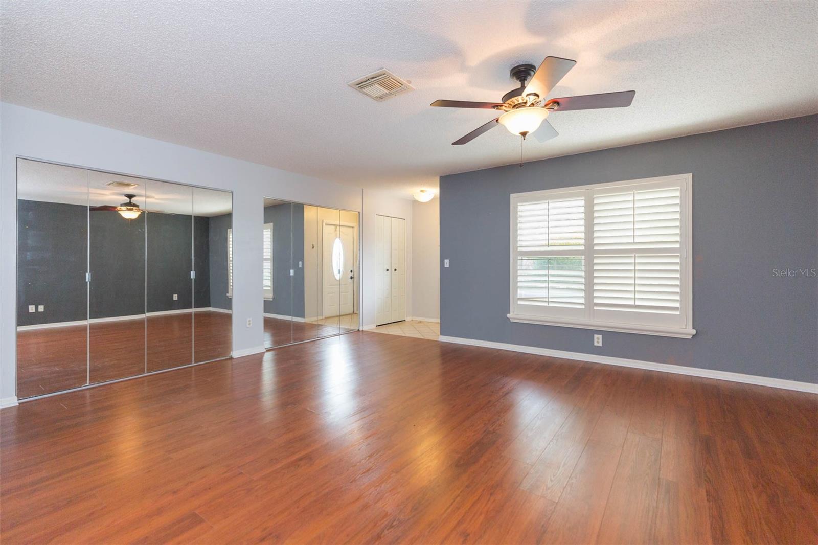 1816 N PEBBLE BEACH BLVD, SUN CITY CENTER, FL, 33573