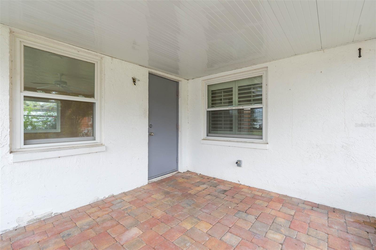 1816 N PEBBLE BEACH BLVD, SUN CITY CENTER, FL, 33573