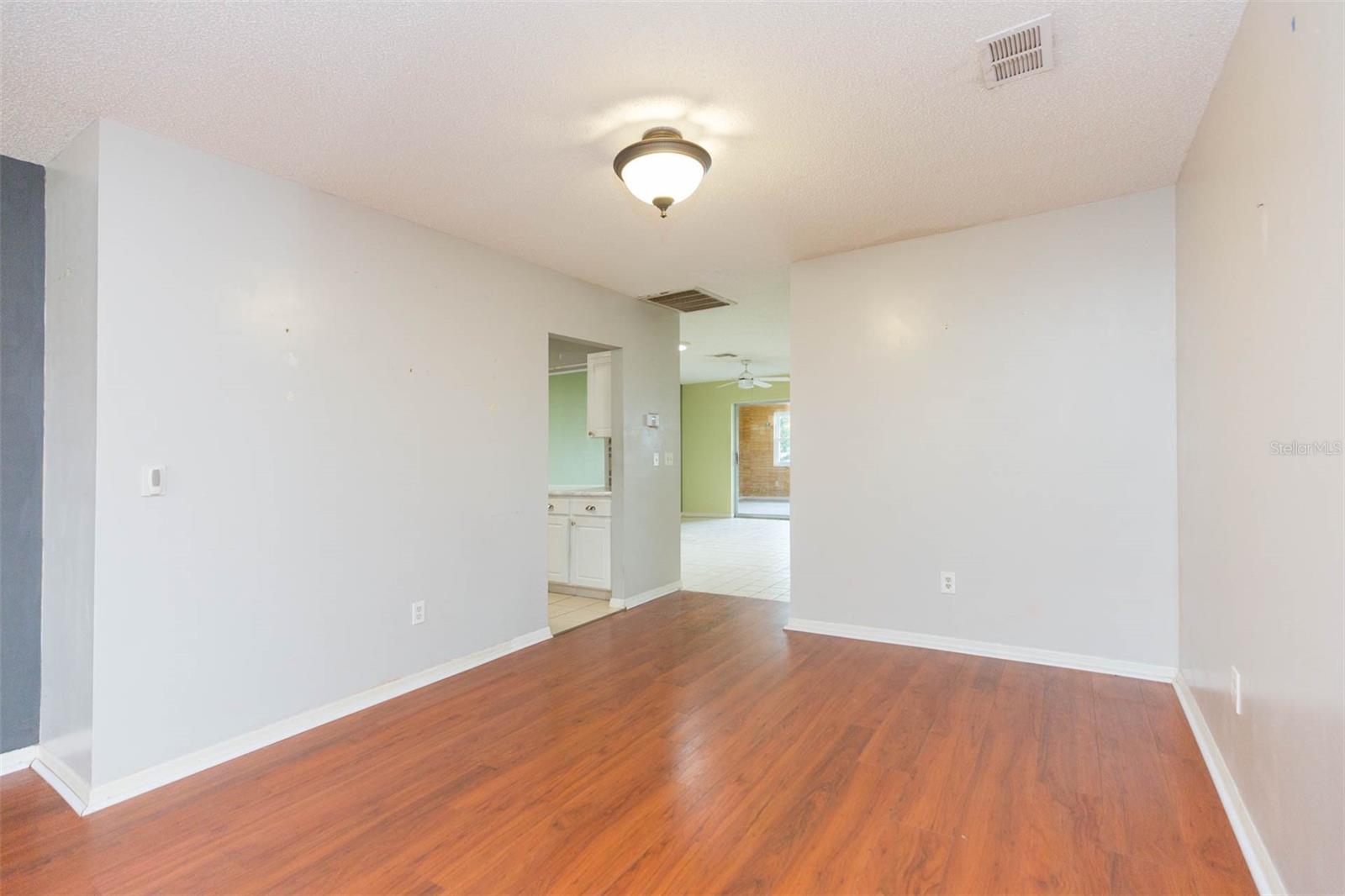1816 N PEBBLE BEACH BLVD, SUN CITY CENTER, FL, 33573