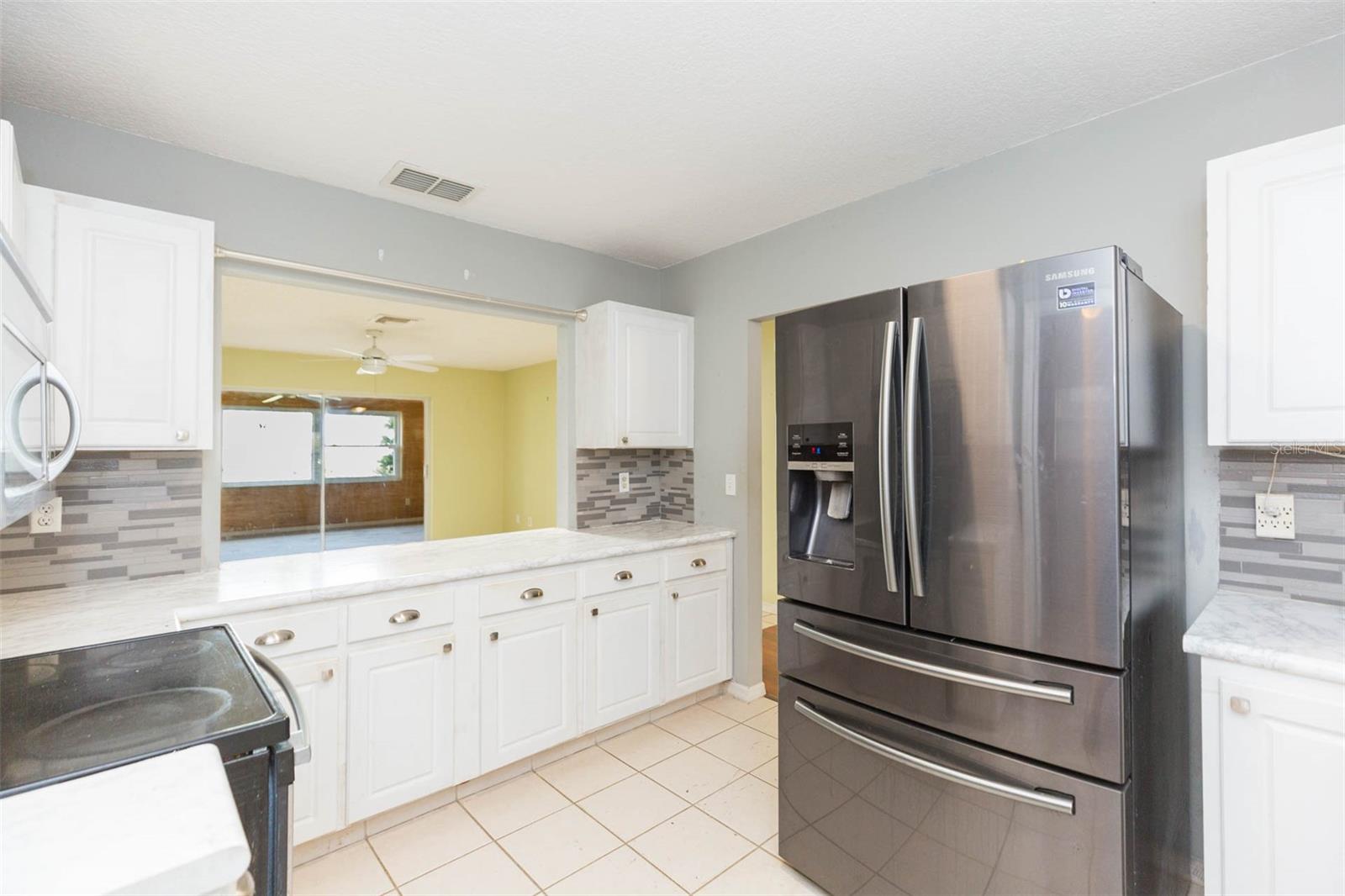 1816 N PEBBLE BEACH BLVD, SUN CITY CENTER, FL, 33573
