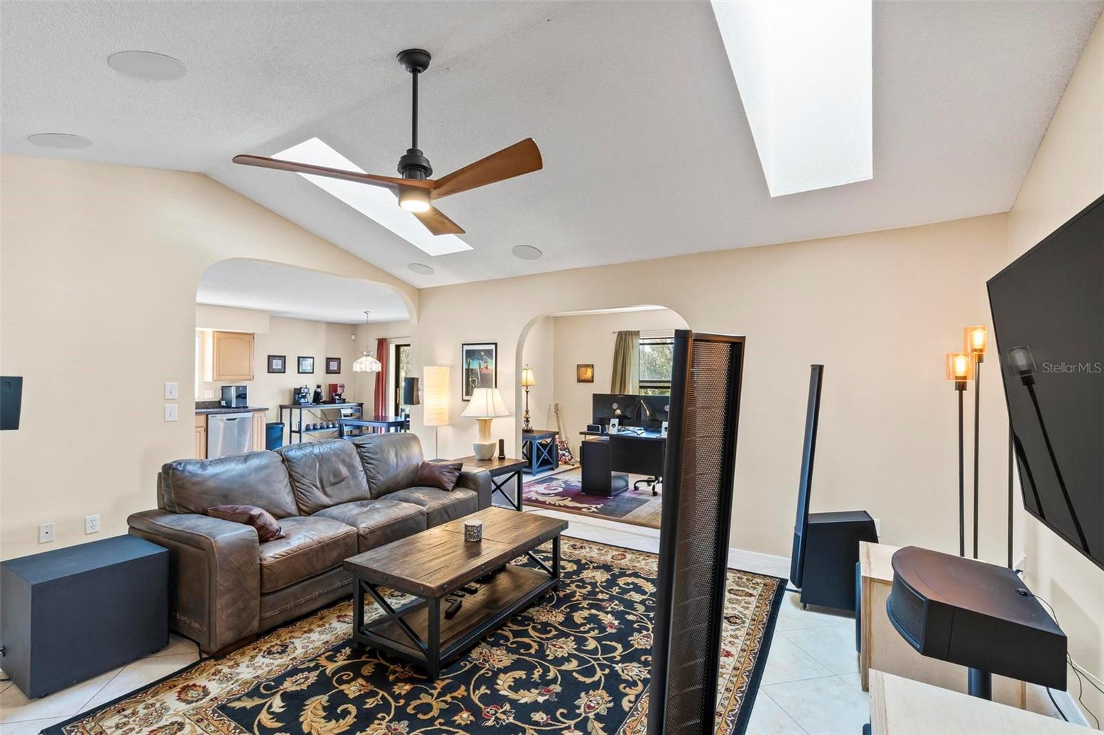 6 WINCHESTER PL, PALM COAST, FL, 32164