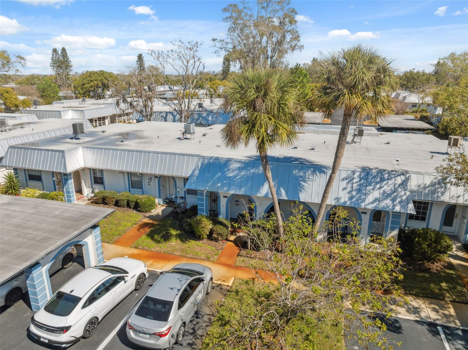 TB8354870 Property Photo