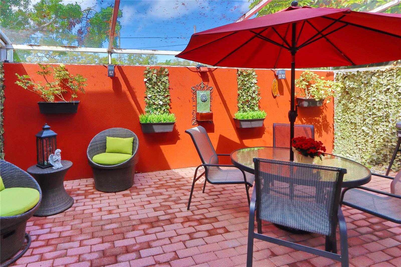 2985 W KNIGHTS AVE #2985, TAMPA, FL, 33611