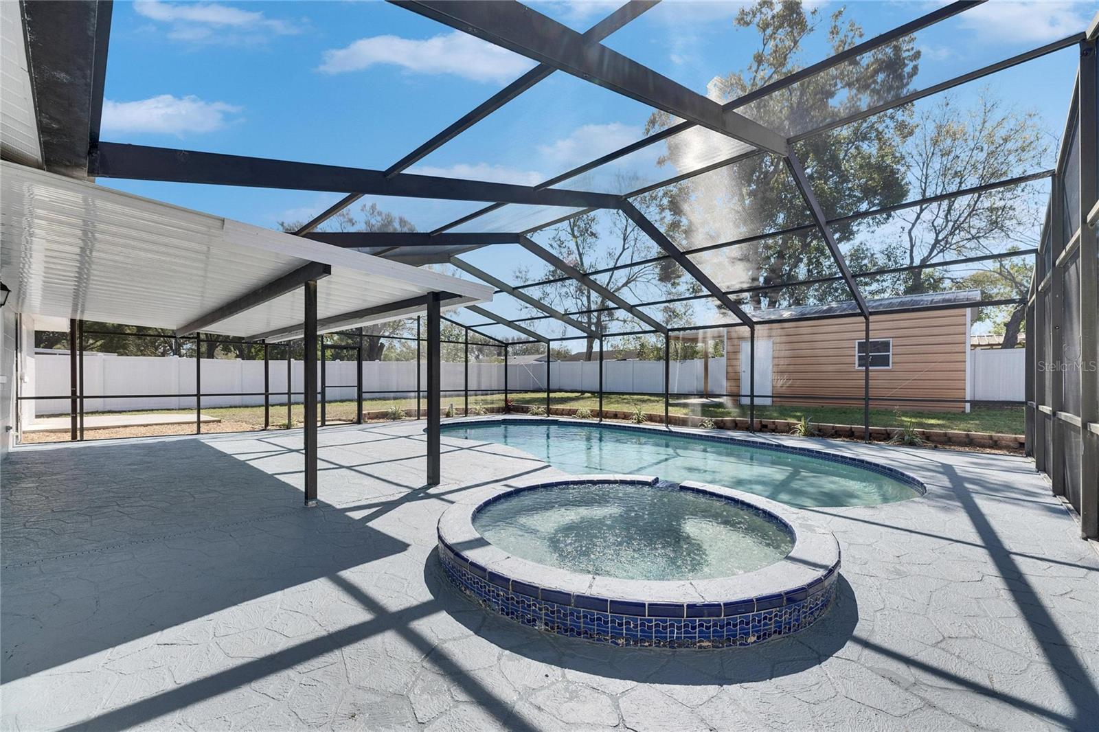 3213 KING WILLIAM CIR, SEFFNER, FL, 33584