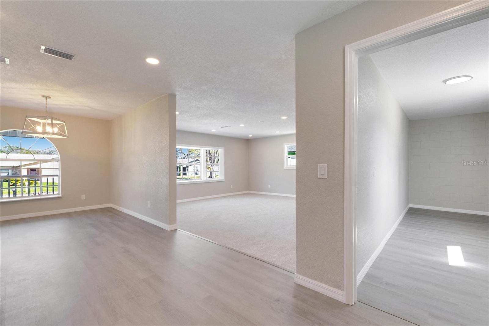 3213 KING WILLIAM CIR, SEFFNER, FL, 33584