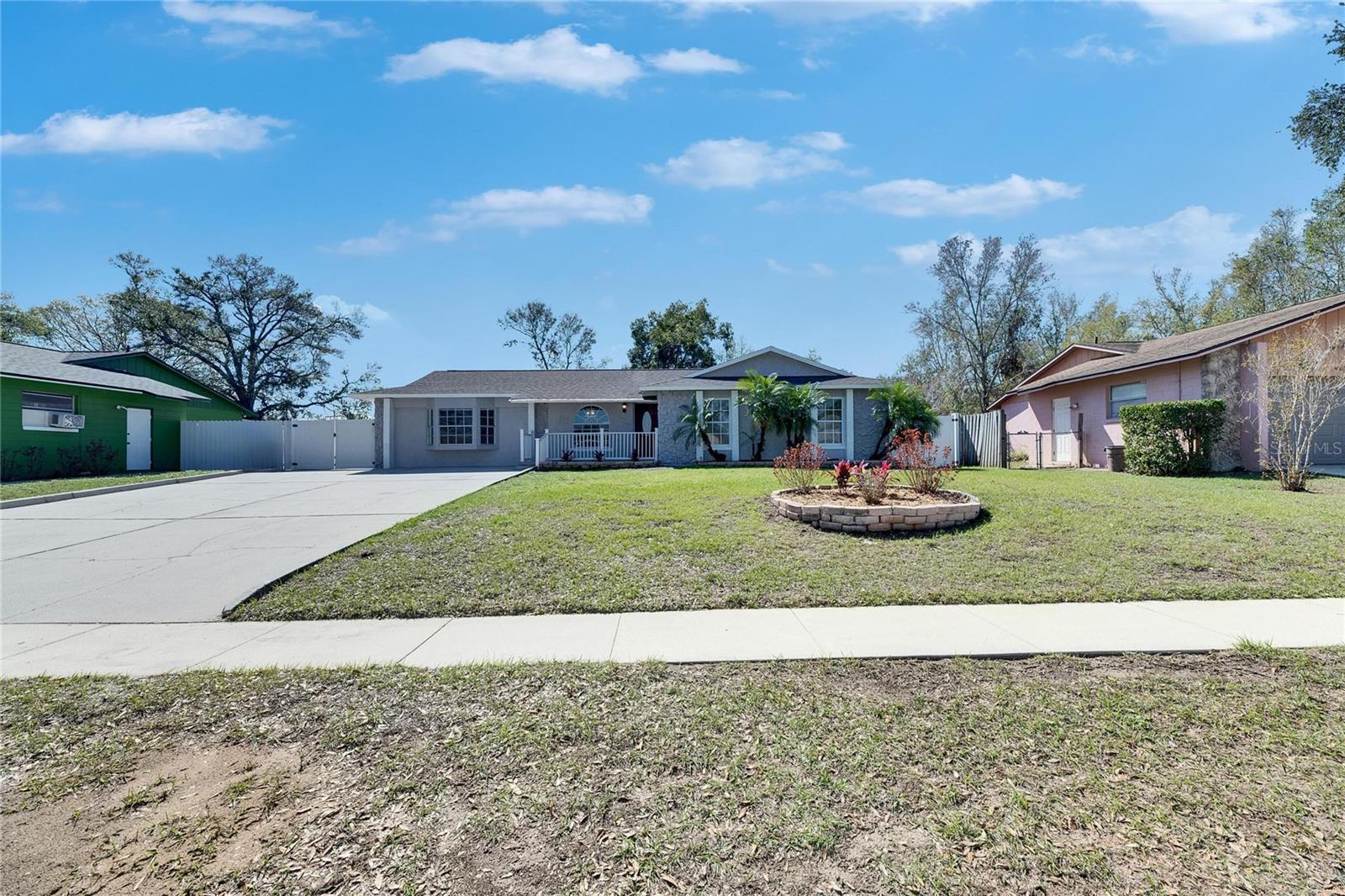 3213 KING WILLIAM CIR, SEFFNER, FL, 33584
