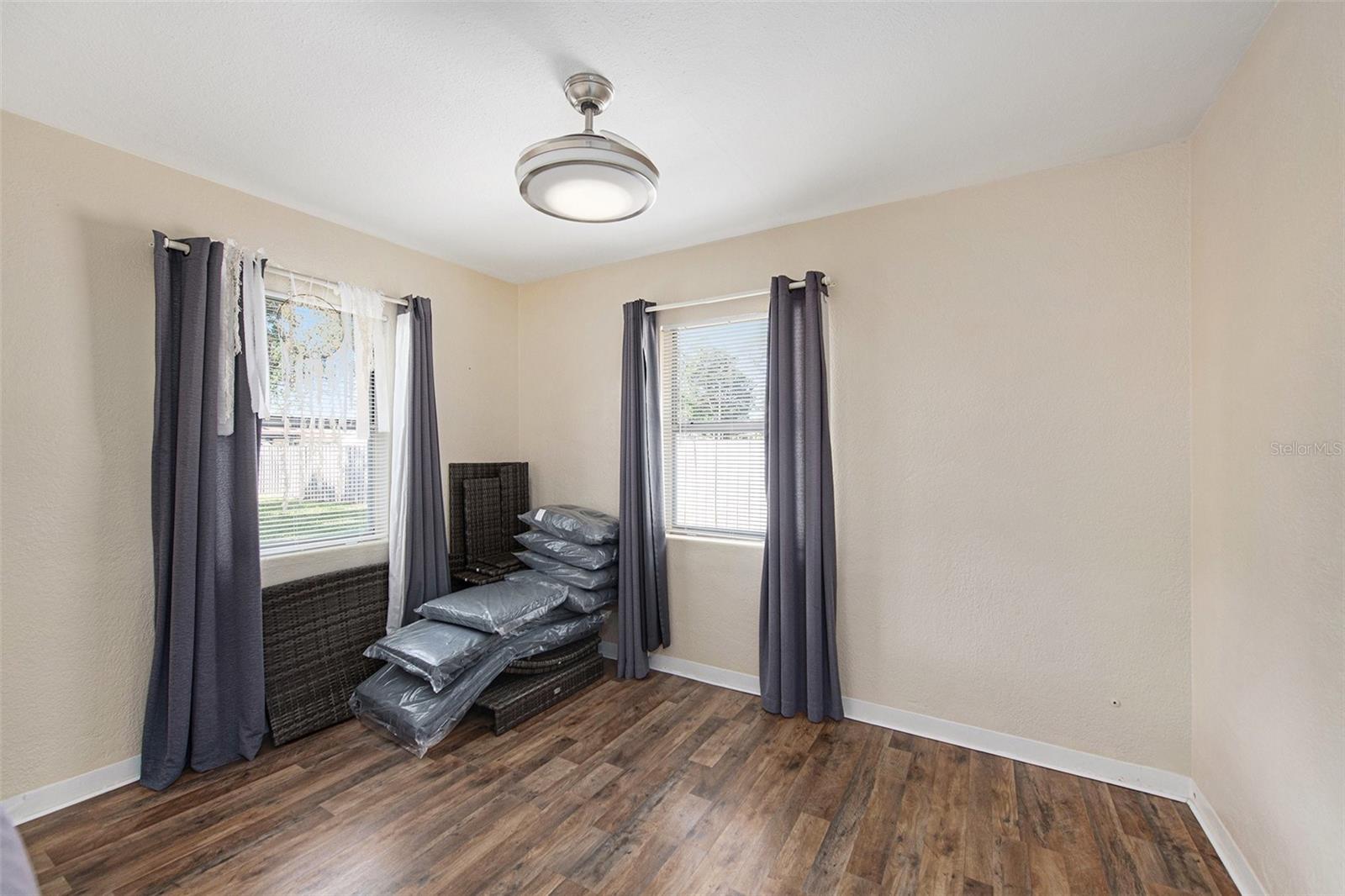 917 2ND AVE NW, LARGO, FL, 33770