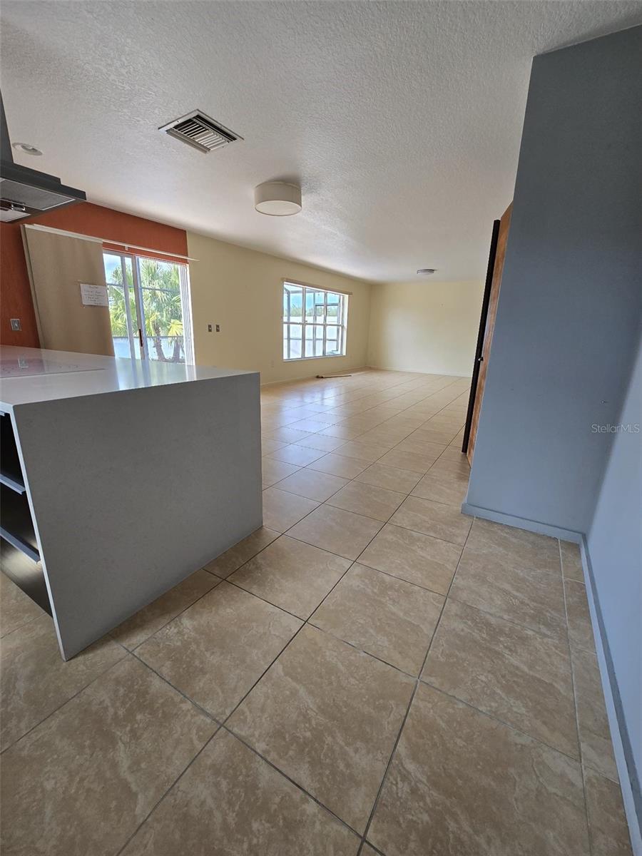 2812 TOWER ROCK ST, KISSIMMEE, FL, 34758
