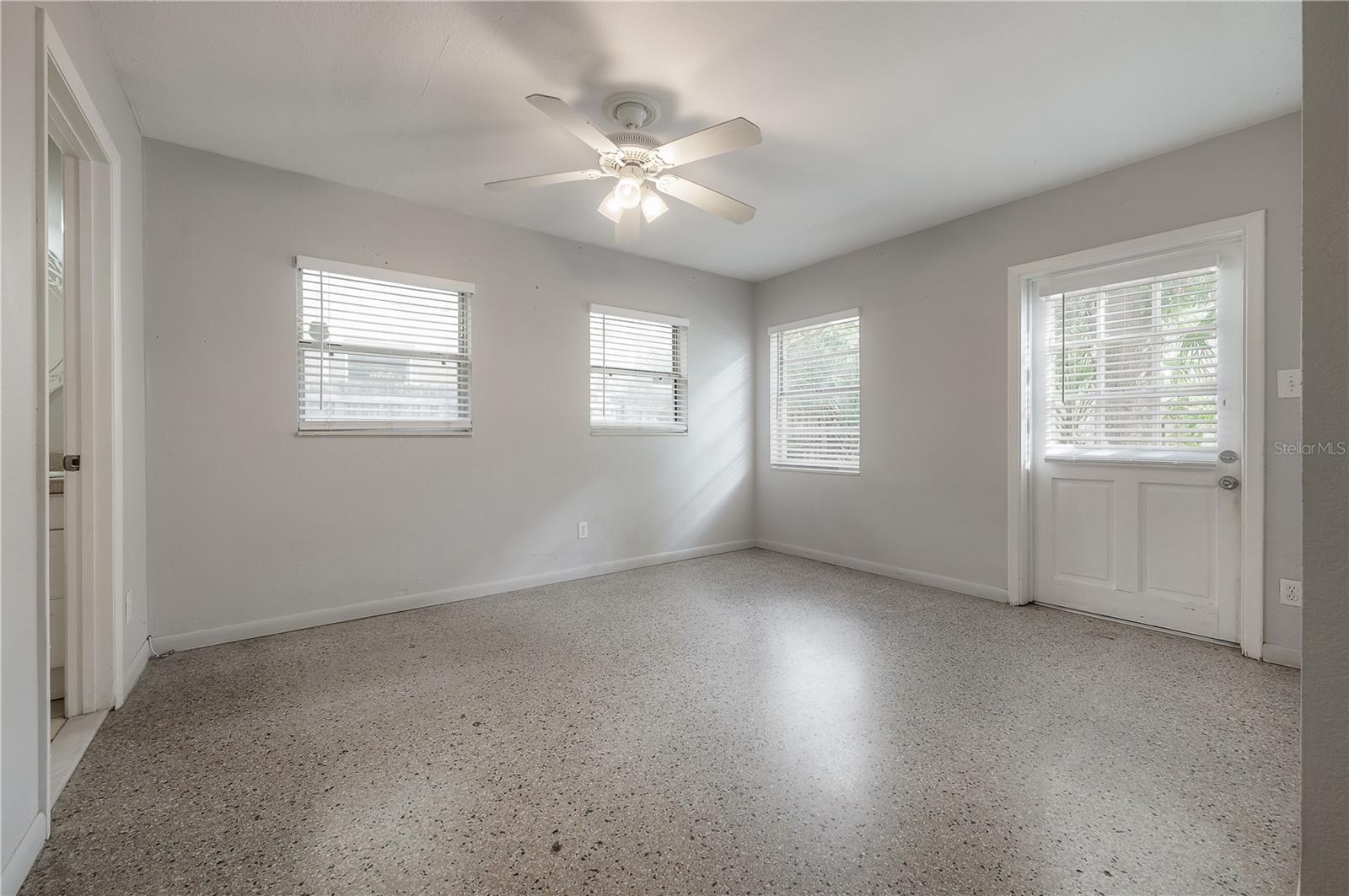 510 S LINCOLN AVE, TAMPA, FL, 33609